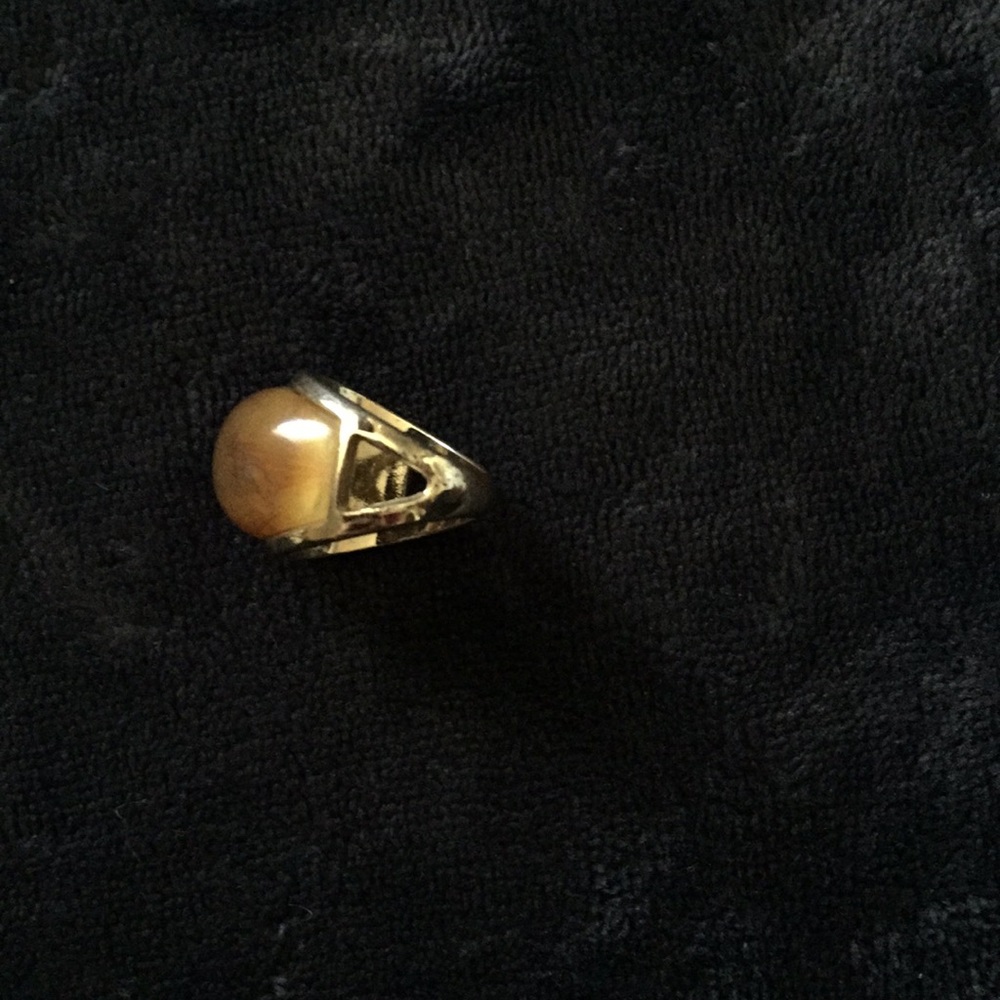 Rings - Picture 6 of 8